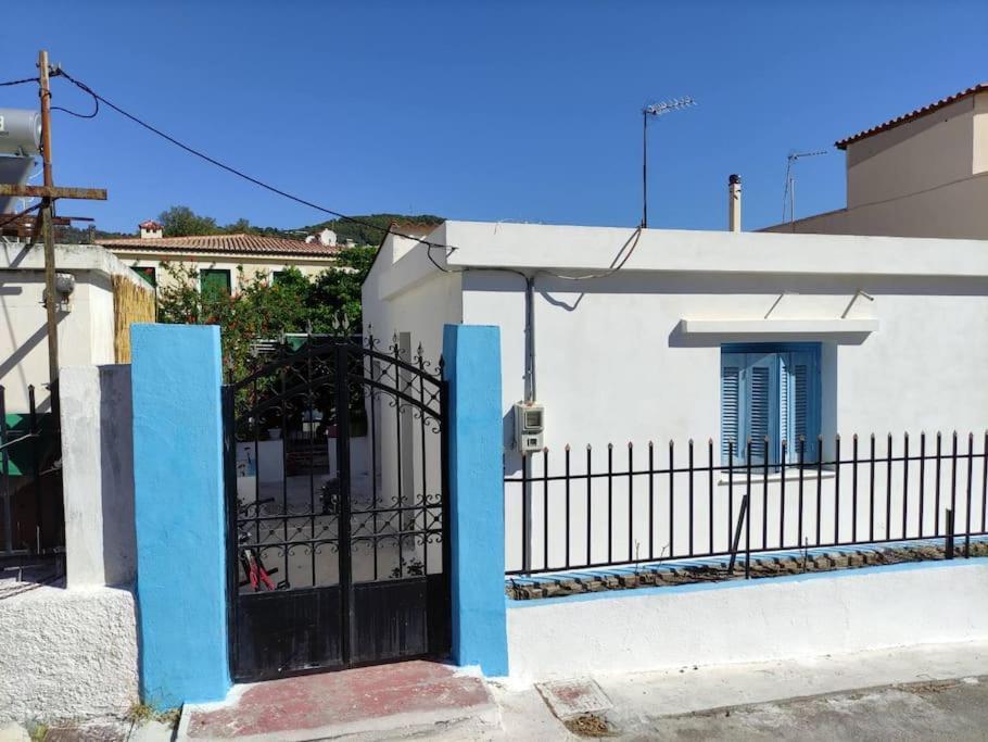 Вилла Lemon Tree House Poros Порос Экстерьер фото